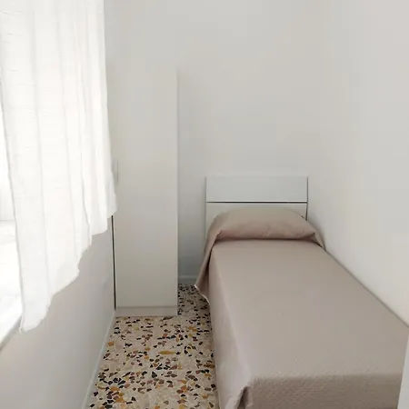 Modestina's House Apartment Mondragone